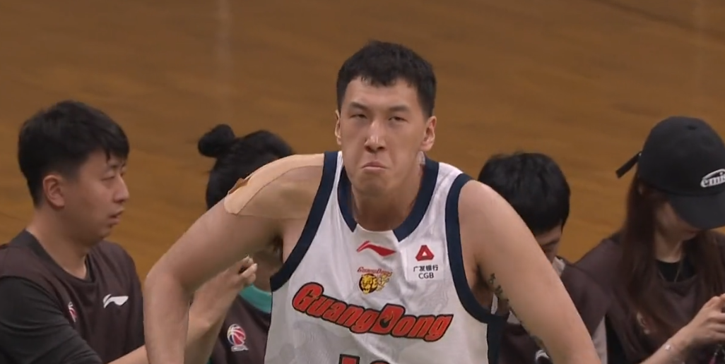 乐鱼体育app下载-破案!能赢辽宁44分,杜锋却早早鸣金收兵原因找到,粤媒说出实情
