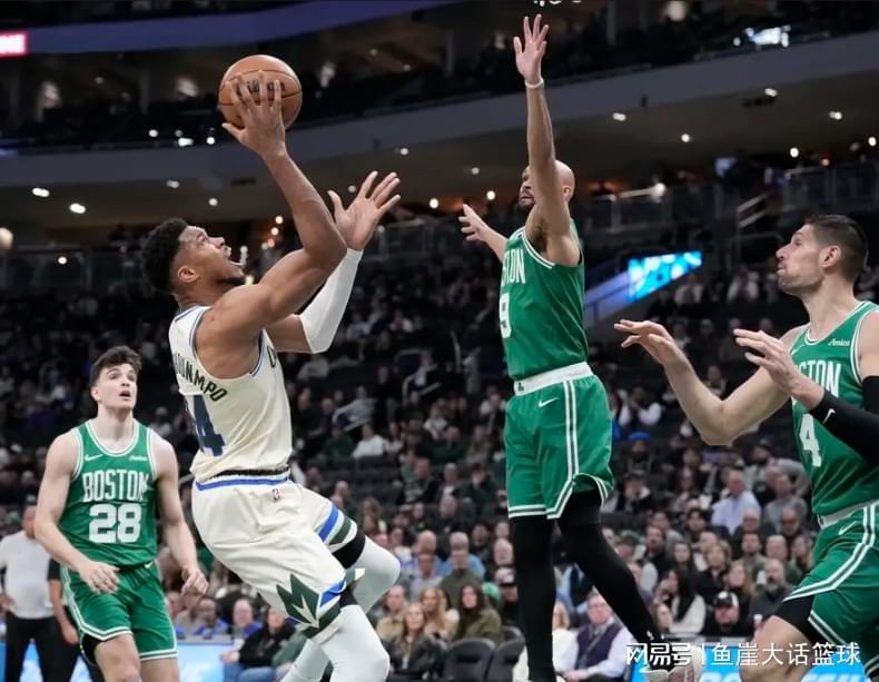 乐鱼体育官方网站-NBA最新排名!火箭坐稳第三,快船收大礼,勇士危险,湖人被甩开