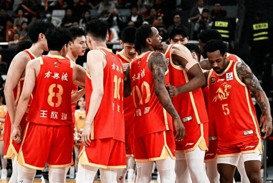 乐鱼体育app下载-广厦男篮对阵山西！球员评分：3人满分、4人及格、3人低迷